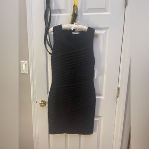 NWT. Calvin Klein. Size 8. LBD.